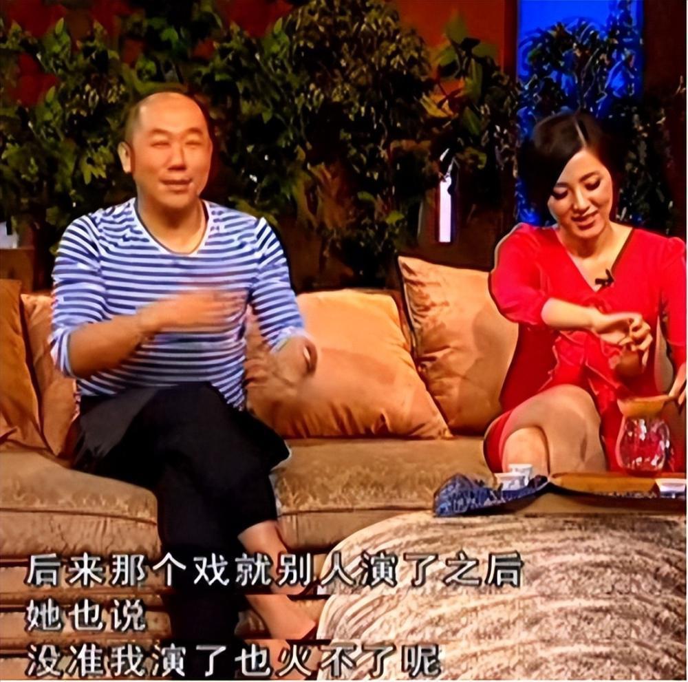 47岁曾黎主持跨年晚会上热搜：美是她最不值一提的优势