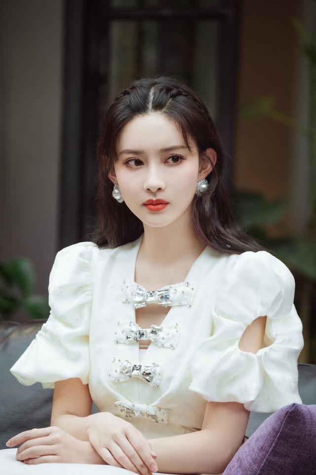 孟子义发文道歉，但她对不起的不止周华健