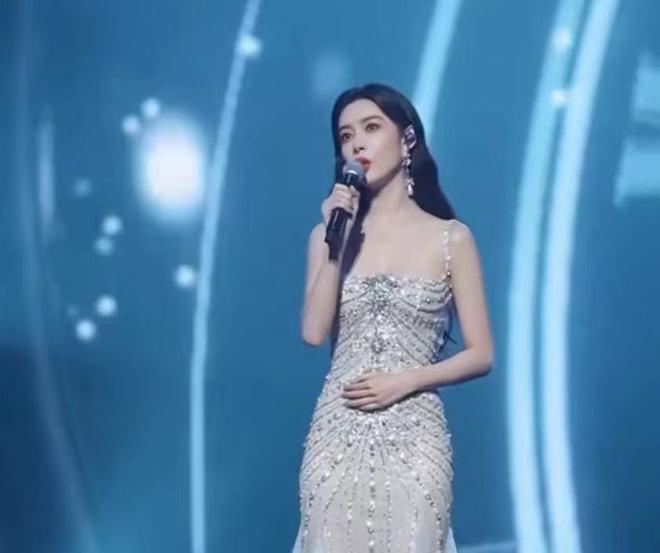 用孟子义跑调来证明其他人真唱