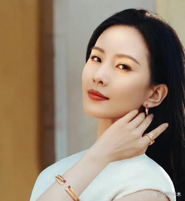 吴奇隆刘诗诗再传离婚！女方以单人名义捐款，男方微博屏蔽女方