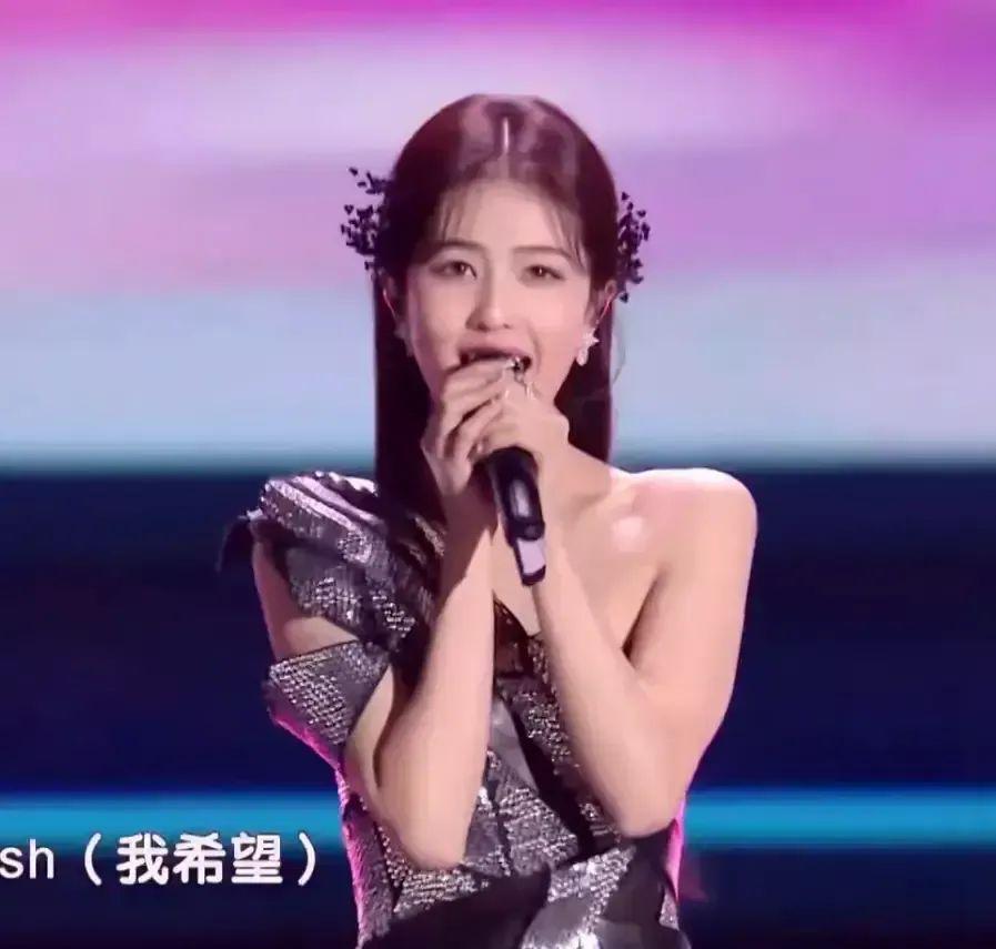 跑调假唱，跨年夜还是翻车夜？办得很好下次别办了