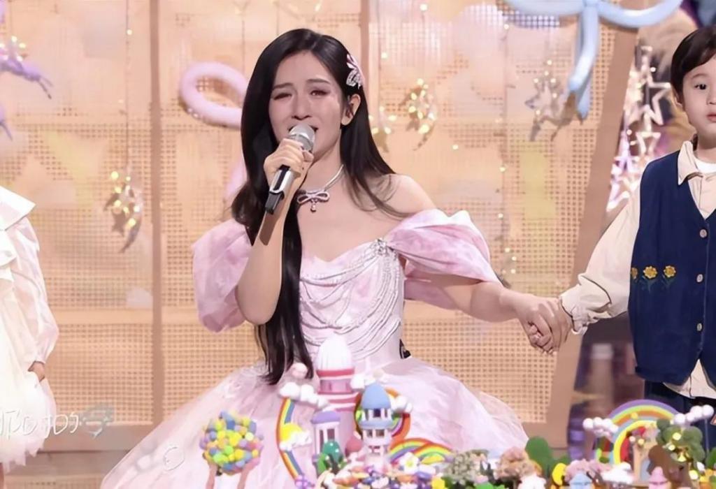 跑调假唱，跨年夜还是翻车夜？办得很好下次别办了