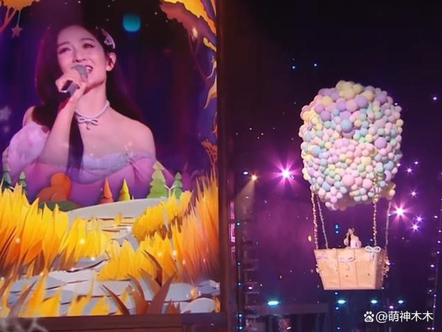 湖南跨年夜：汪涵谢娜落泪，王一博假唱，宋茜王鹤棣差点亲上