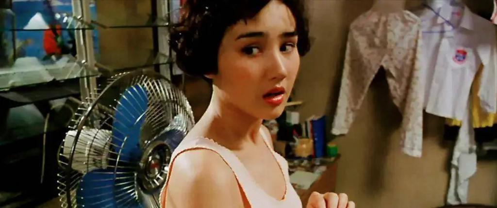 8位“叫不上名”的香港女配角，年轻时都美若天仙一眼万年