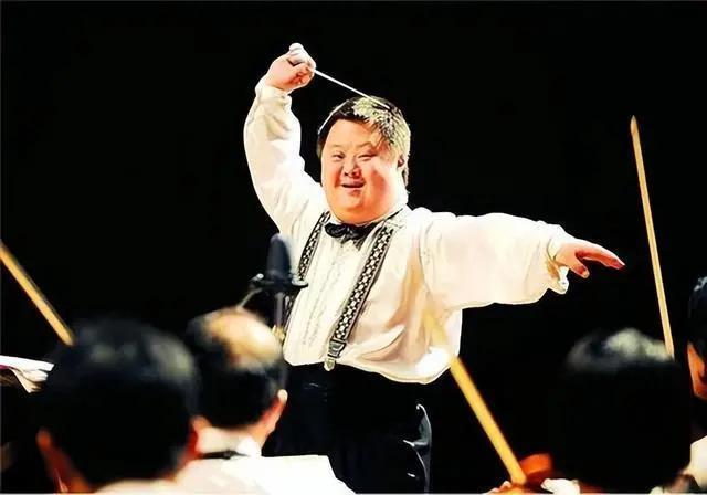3岁智商的“天才指挥家”因纪录片爆红！真相却遭质疑
