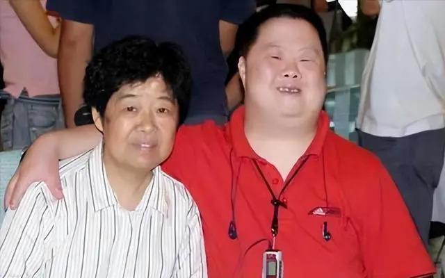 3岁智商的“天才指挥家”因纪录片爆红！真相却遭质疑