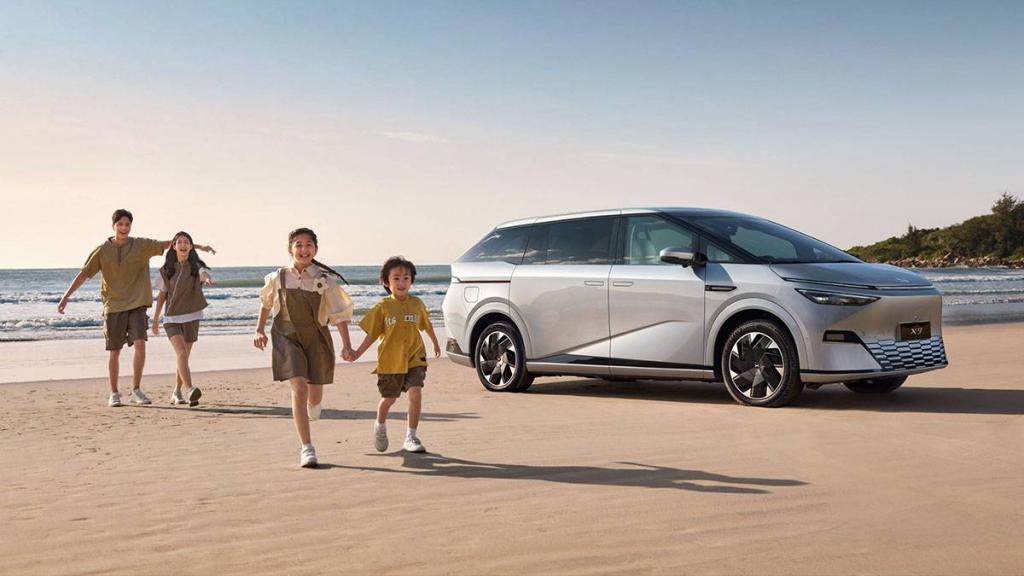 小鹏 X9 正式发布，35.98 万起，剑指 MPV 第一名！