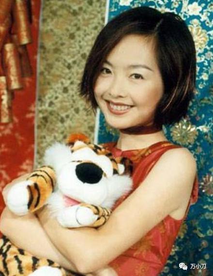 两次离婚、吃嫩草…著名女主持的汹涌绯闻