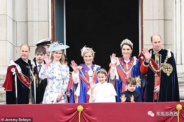 英国王室新一代颜值担当出圈了，这对姐弟低调显贵