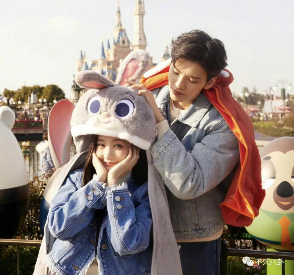 到底是CP营业还是真情侣？这俩人的互动让人看不懂了……