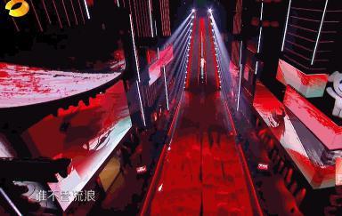 太热闹了吧！居然有九对情侣要结婚？