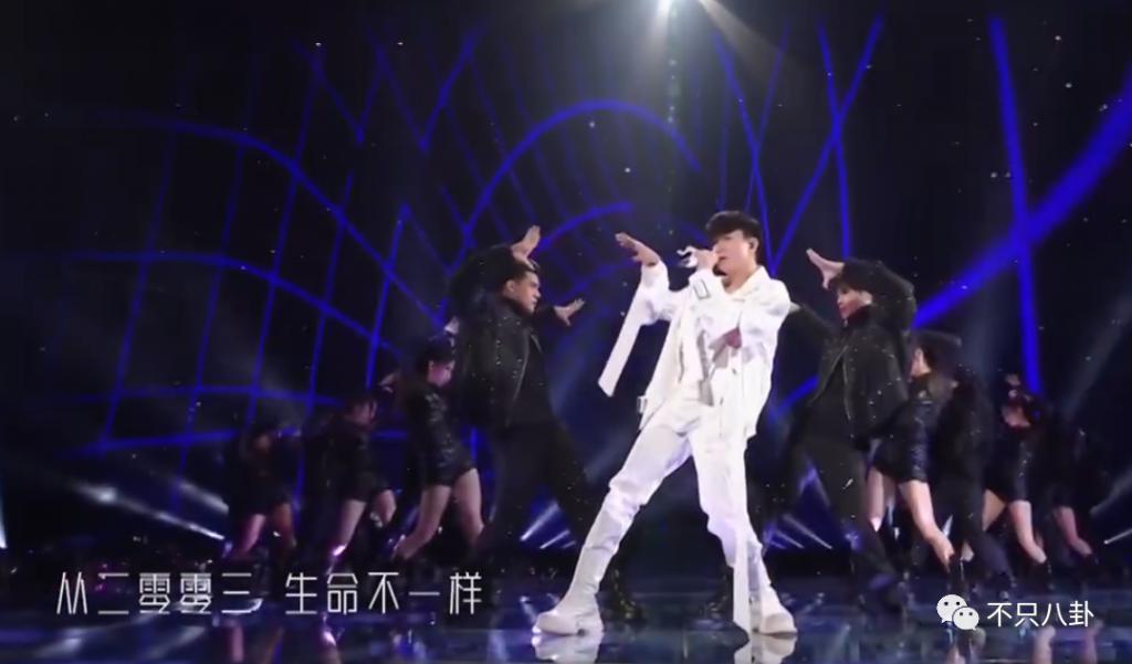 太热闹了吧！居然有九对情侣要结婚？