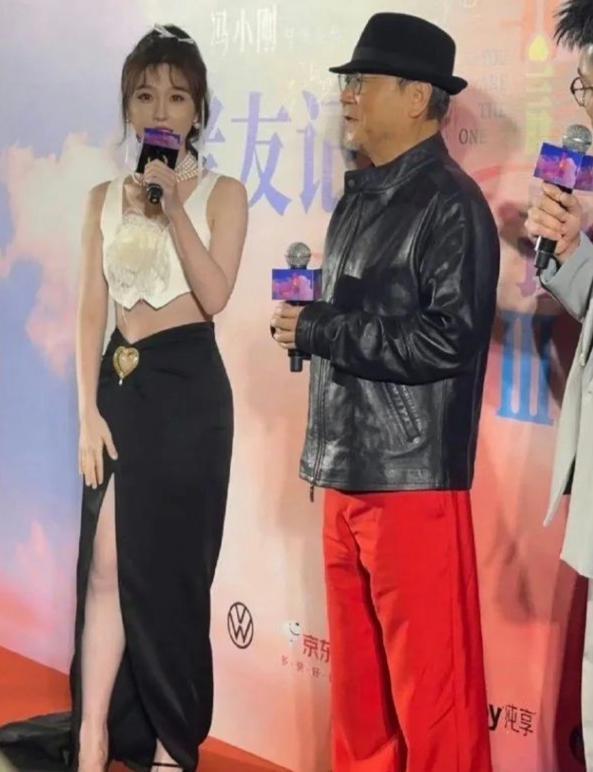 她的妆容 舞台又被嘲了？