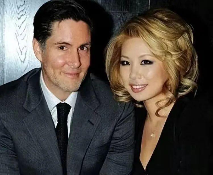 一场婚礼轰动京城，如今也离了？