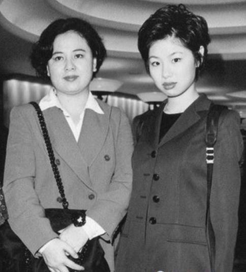 一场婚礼轰动京城，如今也离了？