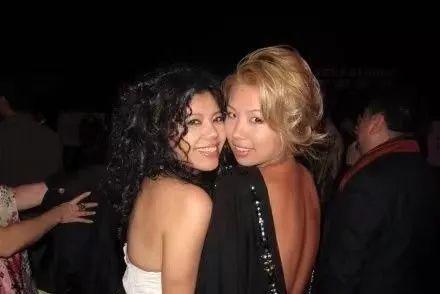 一场婚礼轰动京城，如今也离了？