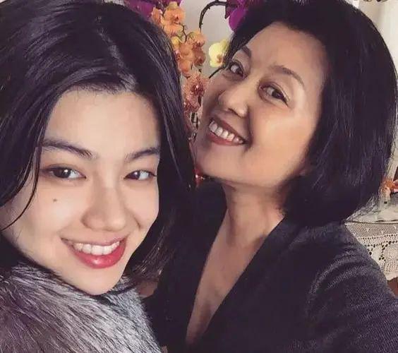 一场婚礼轰动京城，如今也离了？