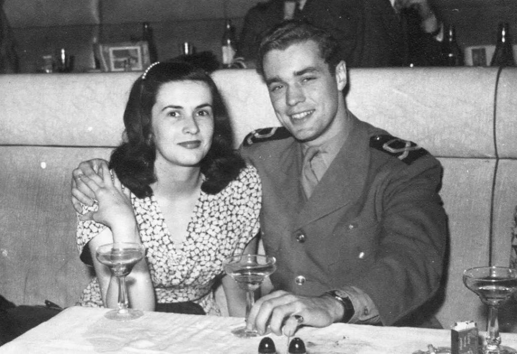 阅女无数，却与她相识6天闪婚，相伴走了73年
