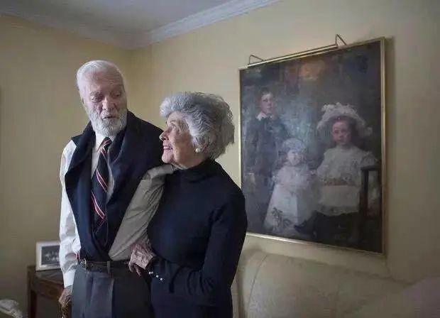 阅女无数，却与她相识6天闪婚，相伴走了73年