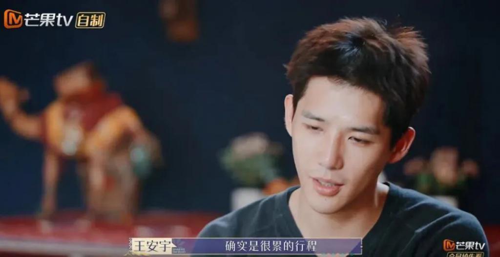 左手古偶，右手正午，他能成为下个流量吗？