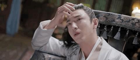 “性张力”拉满，他即刻封神