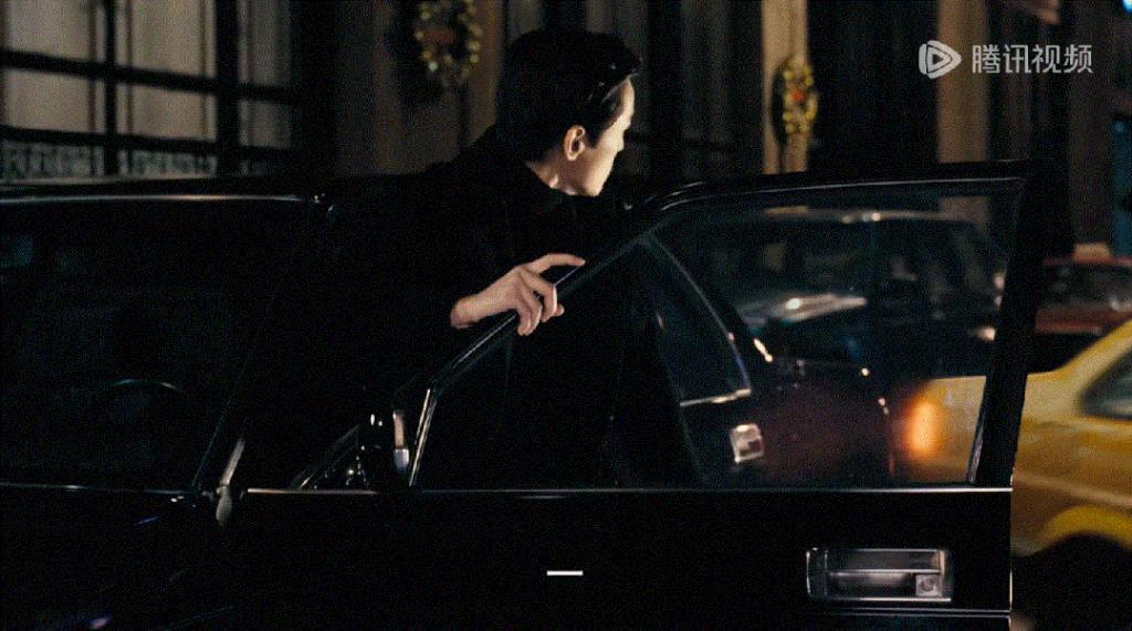 狗血喷头，边撕边骂！胡歌新剧得罪谁了