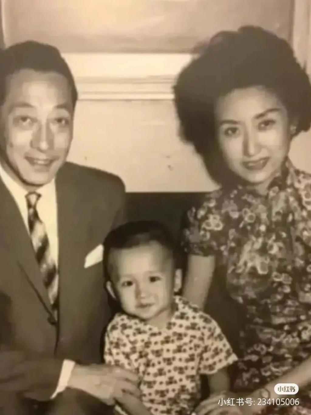 为什么庾澄庆的妈妈死活瞧不上伊能静