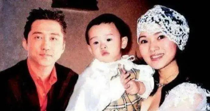 为什么庾澄庆的妈妈死活瞧不上伊能静