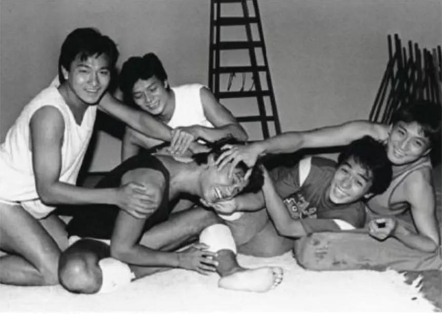 这烂片难看，但我不想骂他