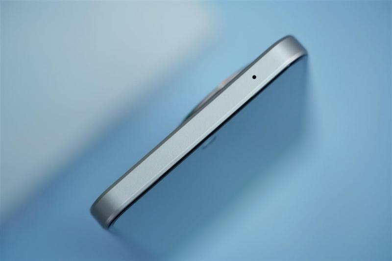 柔光 环闪 远近都能拍！vivo S18e评测：2千档最懂人像的手机