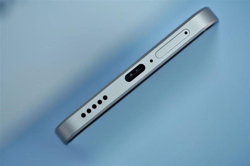 柔光 环闪 远近都能拍！vivo S18e评测：2千档最懂人像的手机