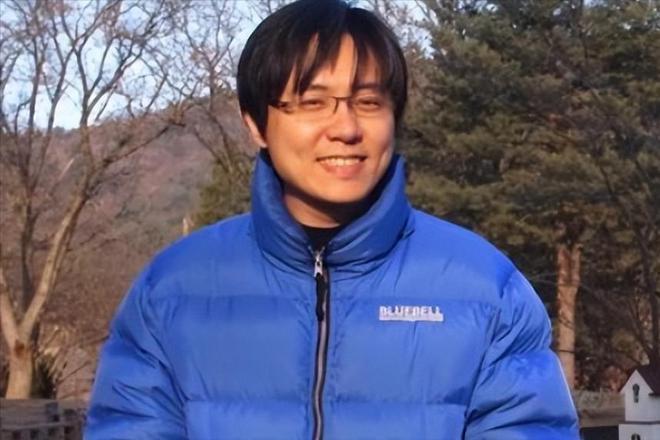 曝“爷孙恋”女主林靖恩流落街头，近状令人唏嘘，继子回应