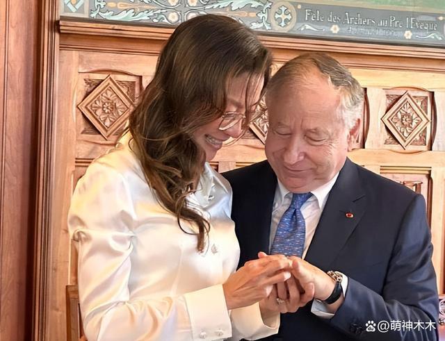 杨紫琼晒婴儿照被指回击继子争产，对方在她婚礼拒绝合影