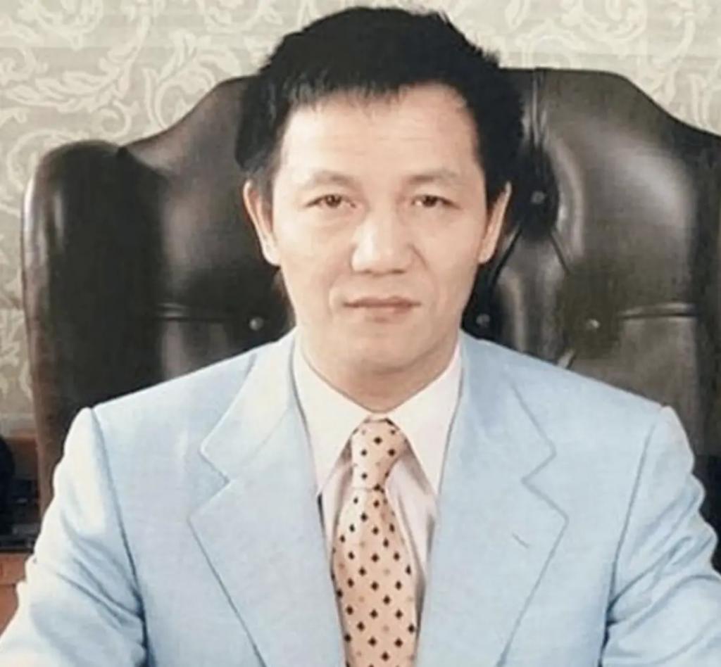 《繁花》里宝总的原型是他？聊聊九十年代金粉银沙的上海滩旧事