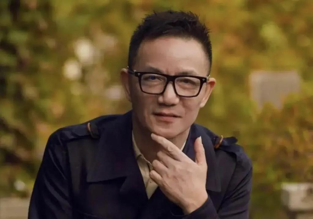 《繁花》里宝总的原型是他？聊聊九十年代金粉银沙的上海滩旧事