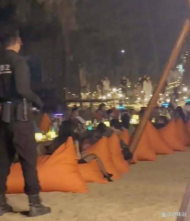 曝王思聪带30个美女现身海南！多位百万级女网红