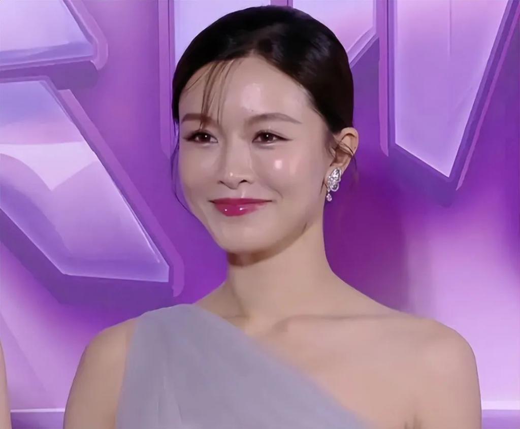 这一夜，女明星们的“真实颜值”，治好了我的容貌焦虑