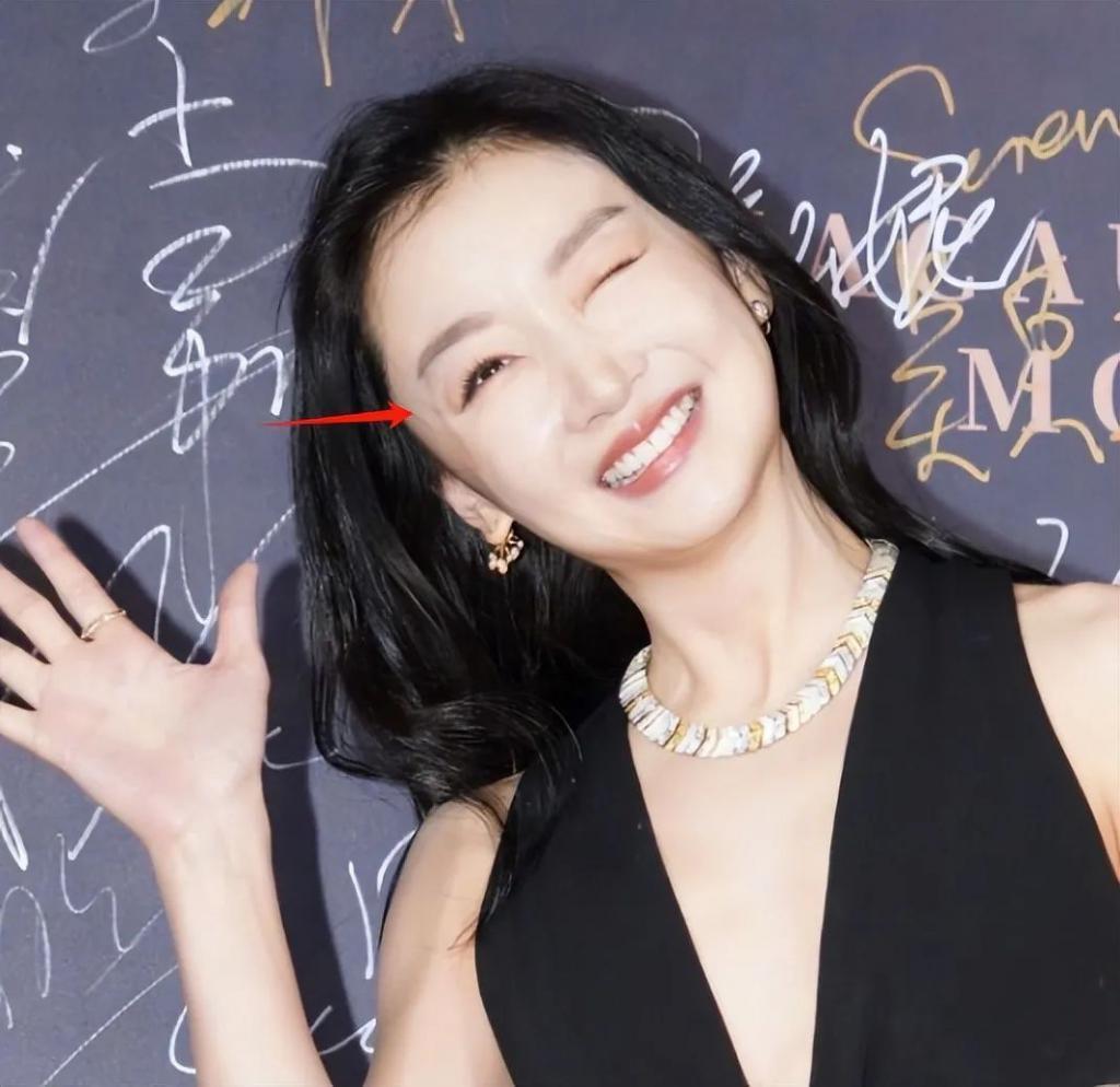 这一夜，女明星们的“真实颜值”，治好了我的容貌焦虑