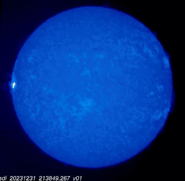 我国夸父一号卫星拍到太阳礼花：酷似太阳在“吐泡泡”