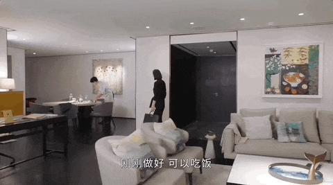 佘诗曼亲自揭秘港女不老传说，一天吃六顿，早晚一片面膜