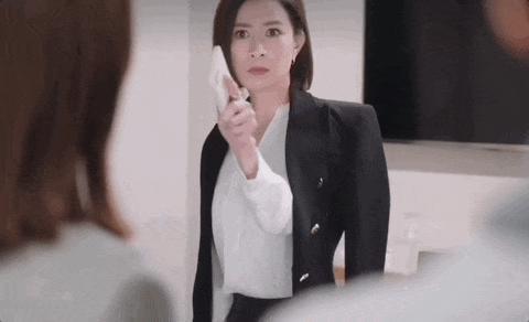 佘诗曼亲自揭秘港女不老传说，一天吃六顿，早晚一片面膜