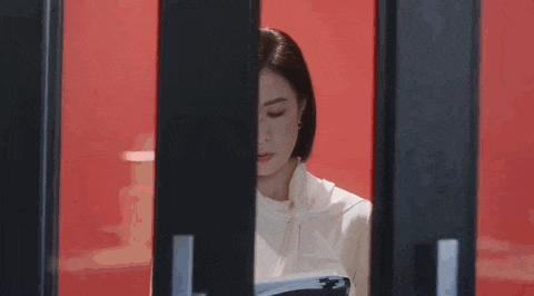 佘诗曼亲自揭秘港女不老传说，一天吃六顿，早晚一片面膜