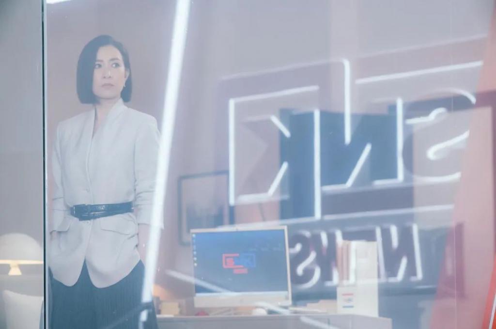 佘诗曼亲自揭秘港女不老传说，一天吃六顿，早晚一片面膜