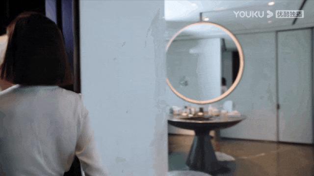 佘诗曼亲自揭秘港女不老传说，一天吃六顿，早晚一片面膜