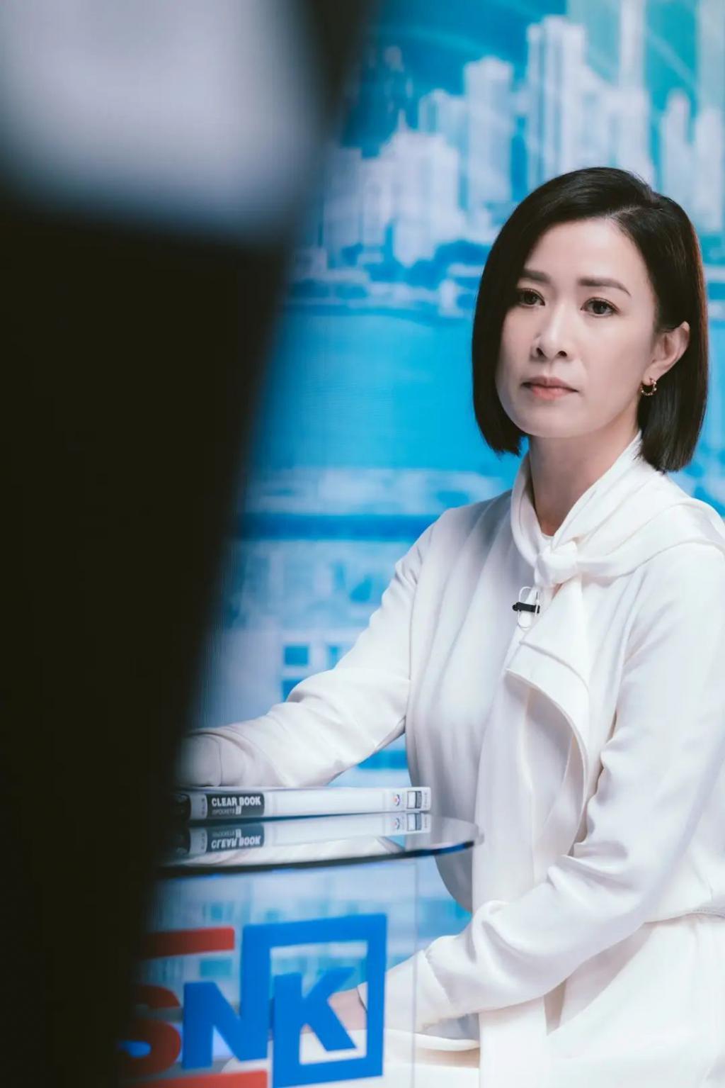 佘诗曼亲自揭秘港女不老传说，一天吃六顿，早晚一片面膜