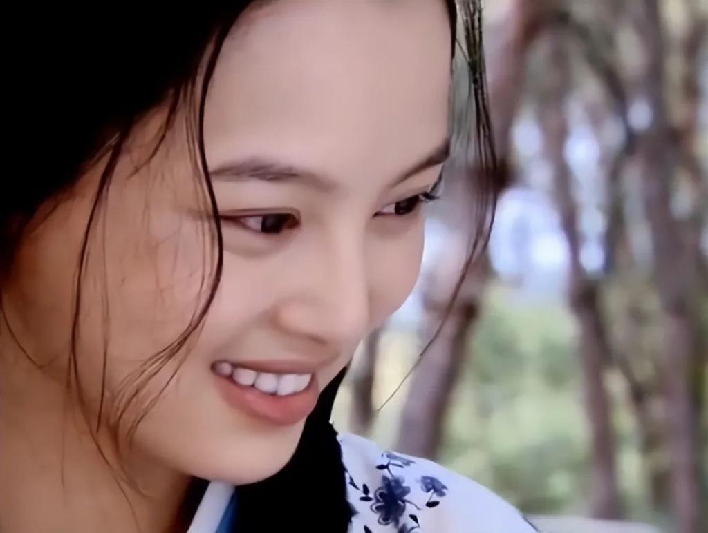 事实证明，辛芷蕾已在成为“非著名”演员的路上越走越远