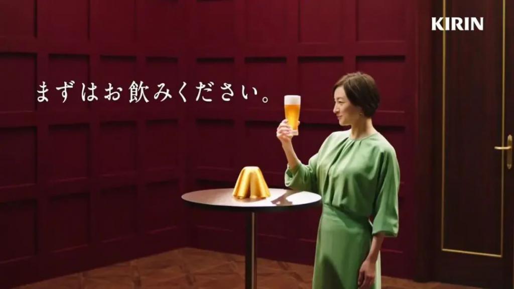玉女天后玩出轨？这是在发什么疯