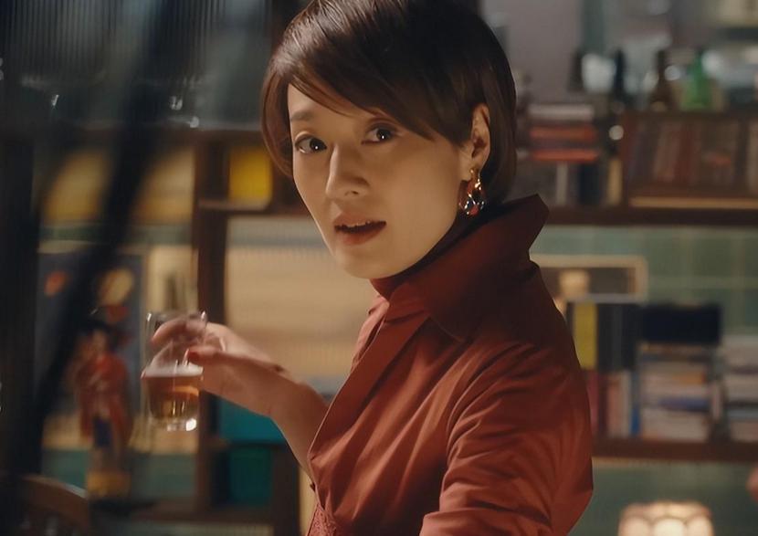 《繁花》胡歌的“强行扮嫩”，打了多少中年男星扮嫩的脸