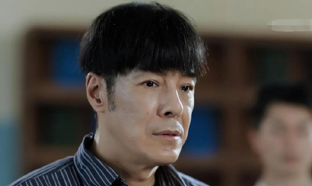 《繁花》胡歌的“强行扮嫩”，打了多少中年男星扮嫩的脸