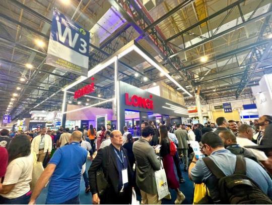 走进700W 时代，光伏浪淘沙